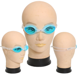نظارات سباحة مضادة للضباب من SPEEDO..