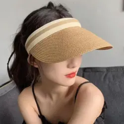 قبعة للشاطئ من أجل الحماية من أشعة الشمس
